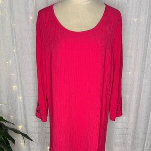 JM Collection Fuchsia Tunic with Buttoned Sleeves